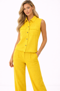 Bright yellow chic sleeveless set.(Hanita)