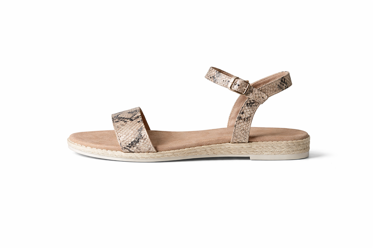 Trendy glittery gold girls' sandals (Mariamare)