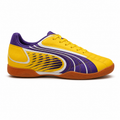 حذاء صالات أصفر بنعل بني من PUMA