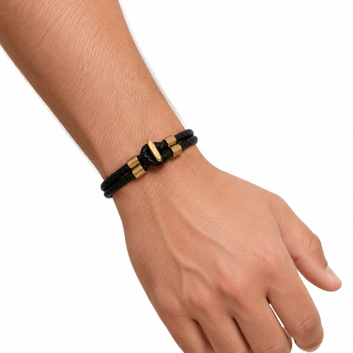 Luxurious golden leather bracelet